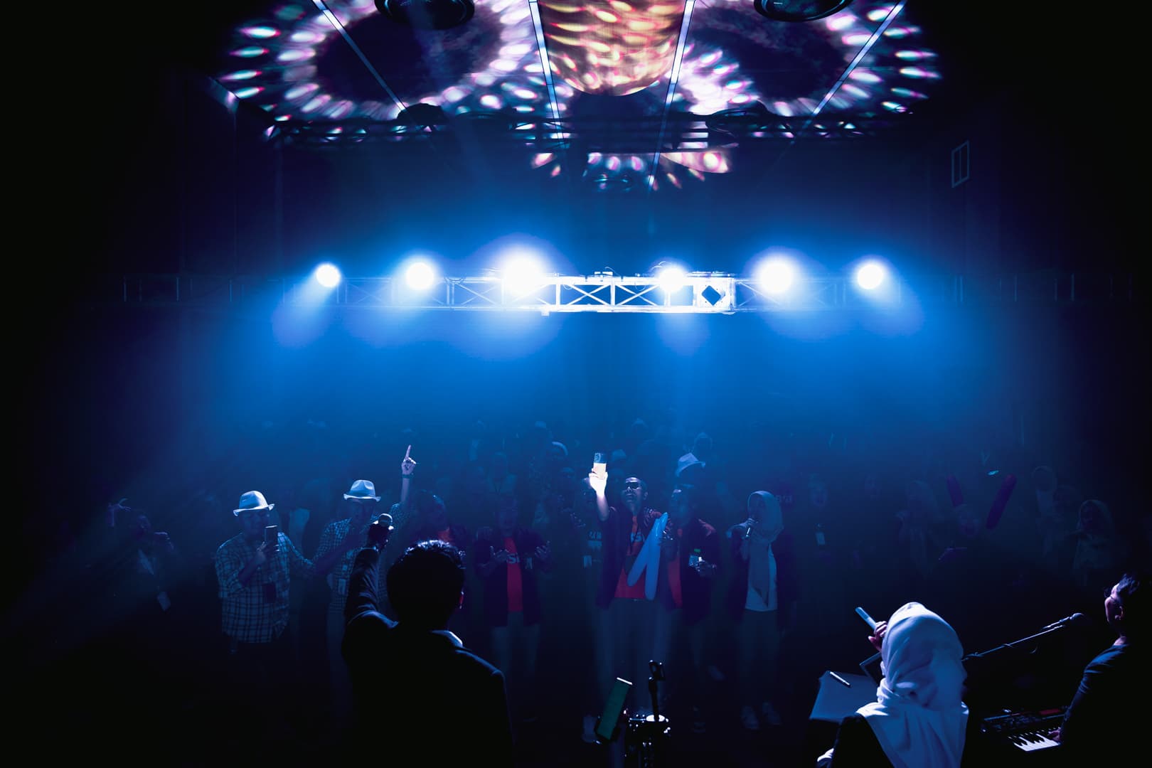 EXPERIENCE THE FIRST MUSIC MOTIVATIONAL - ROE Indonesia